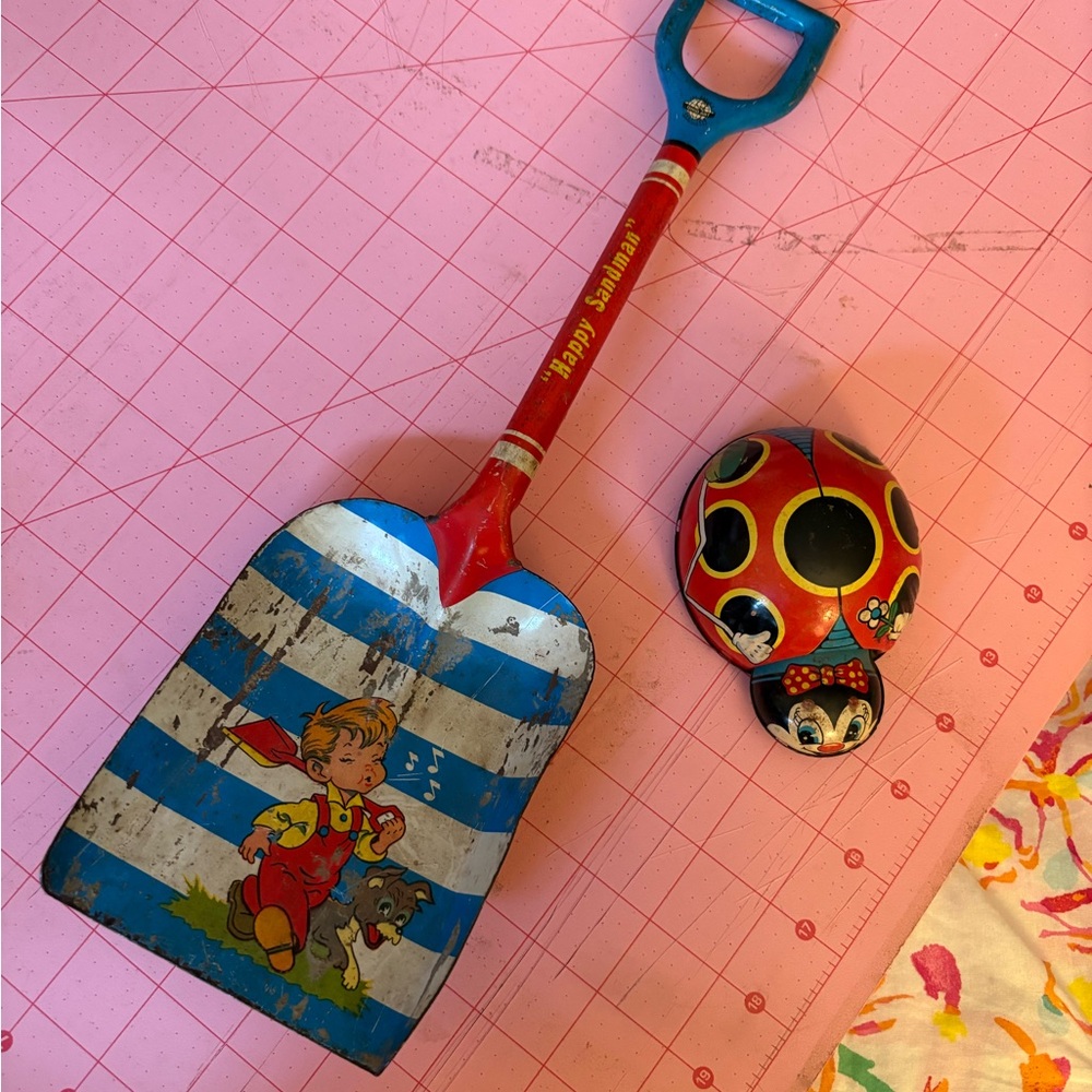 Vintage Red and Blue Shovel  & ladybug vintage toy.